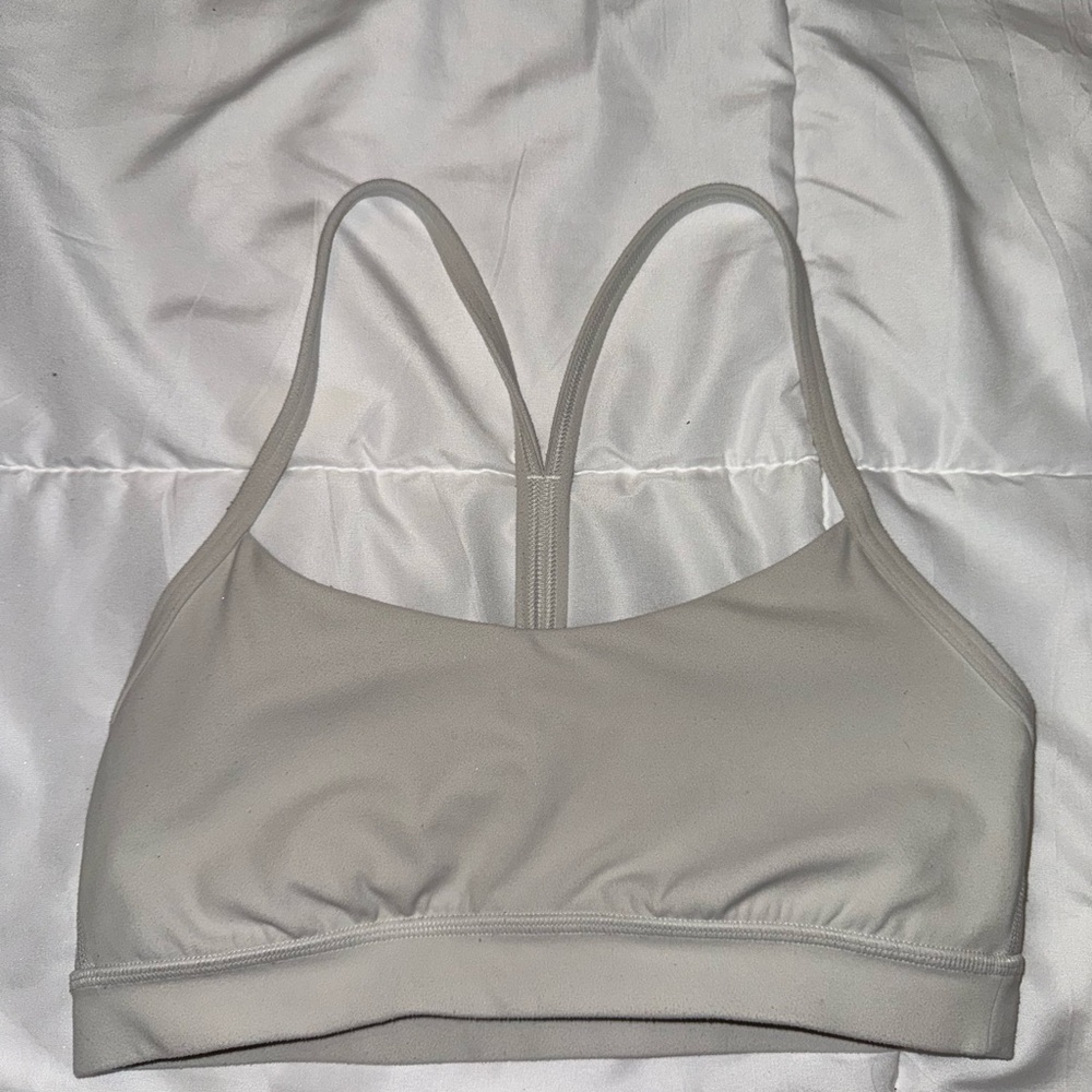 Lulu flow Y Women's Sports Bra in Bone